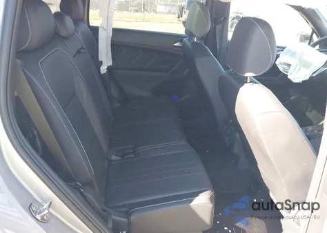 2024 Volkswagen Tiguan 2.0T Se R-Line Black из США, поврежденный, VIN 3VV8B7AXXRM233445